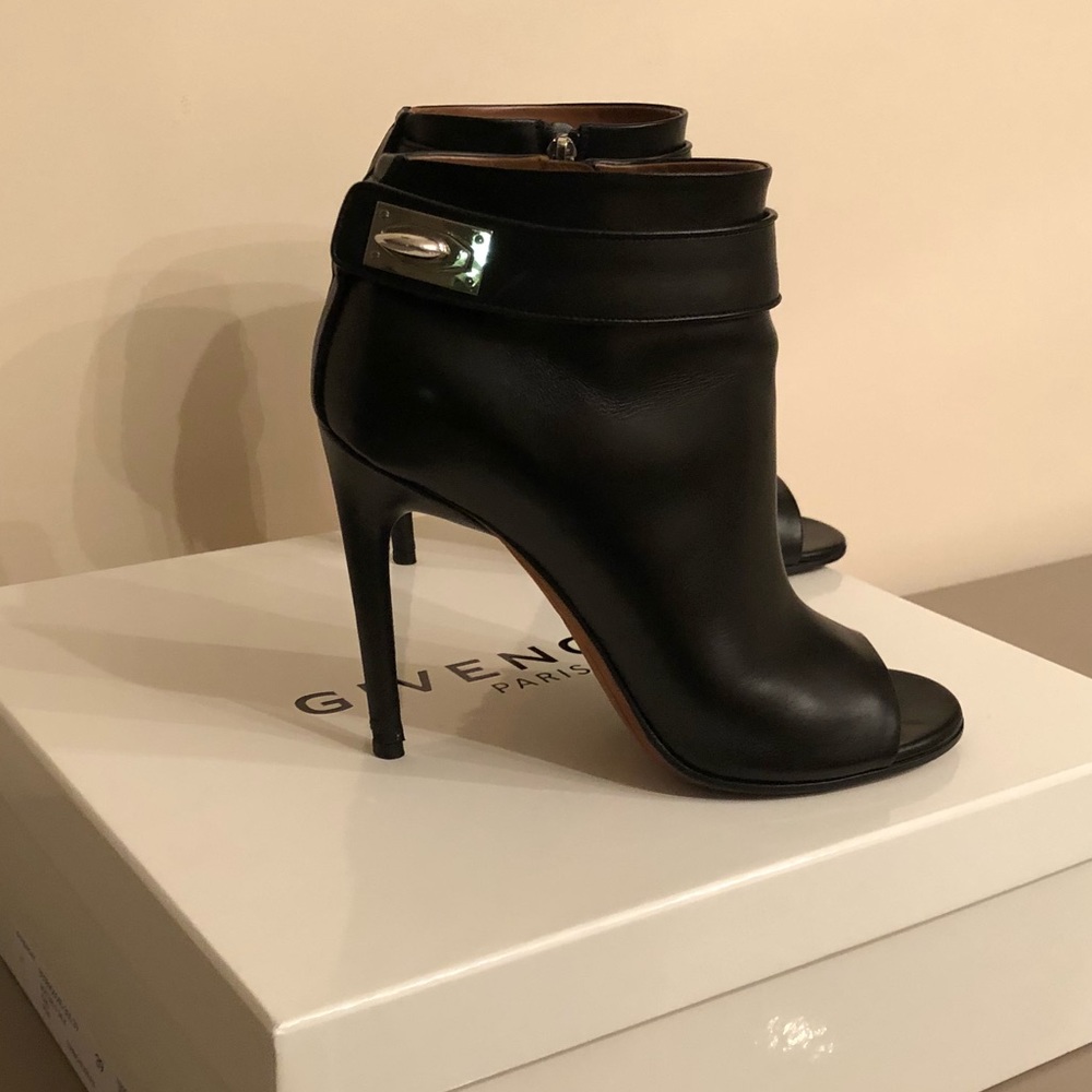 Givenchy Shark Line Ankle Boots